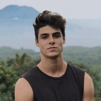 &nbsp;James W&nbsp;
